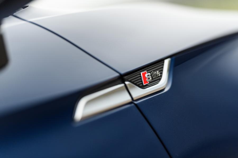 Детали экстерьера Audi A5 Coupe 2.0 TDI S-Line 2016 года  (UK) (фото 31 из 40)